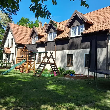 Bursztyn Апартаменты Острово