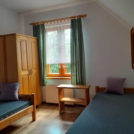 Bursztyn Апартаменты