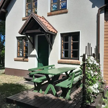 Bursztyn Апартаменты